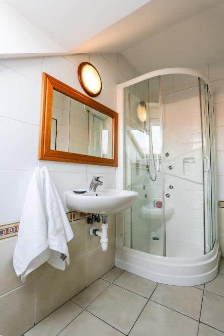 Жильё в Словакии фото: Оператор производства. Сборщик. от €1050