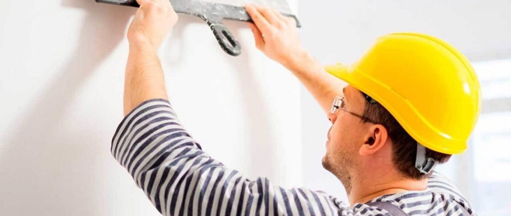 Строители внутренних работ