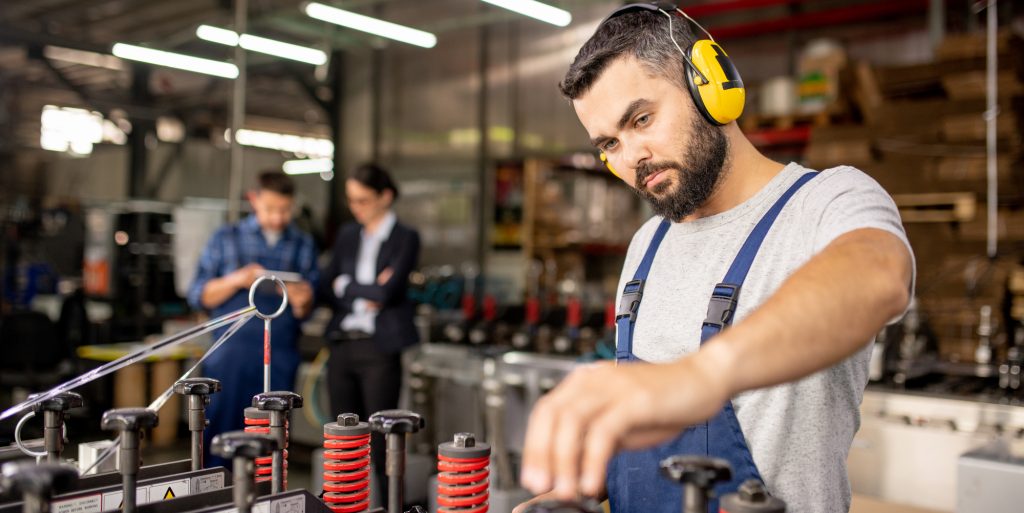 Работа в Словакии на заводе фото