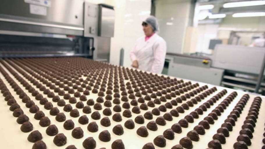 Работа на заводе по изготовлению сладостей в Польше фото